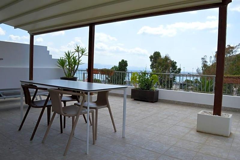 Hotel Chentu Lunas image