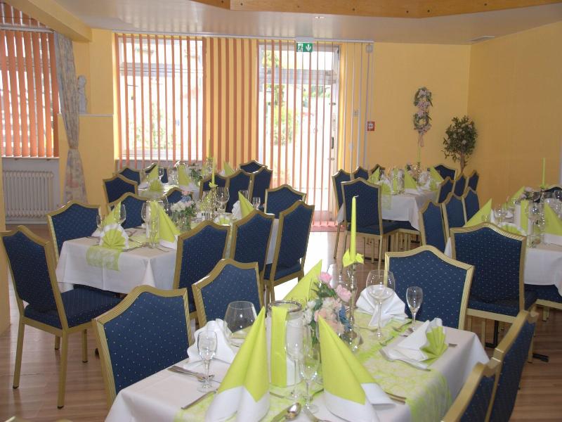 Hotel Stadt Baunatal image