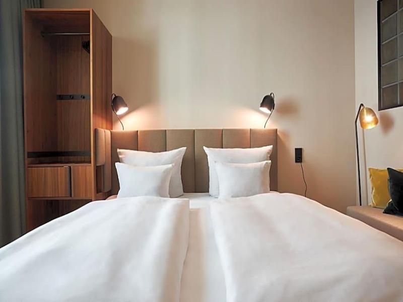 Hotel Cocoon image