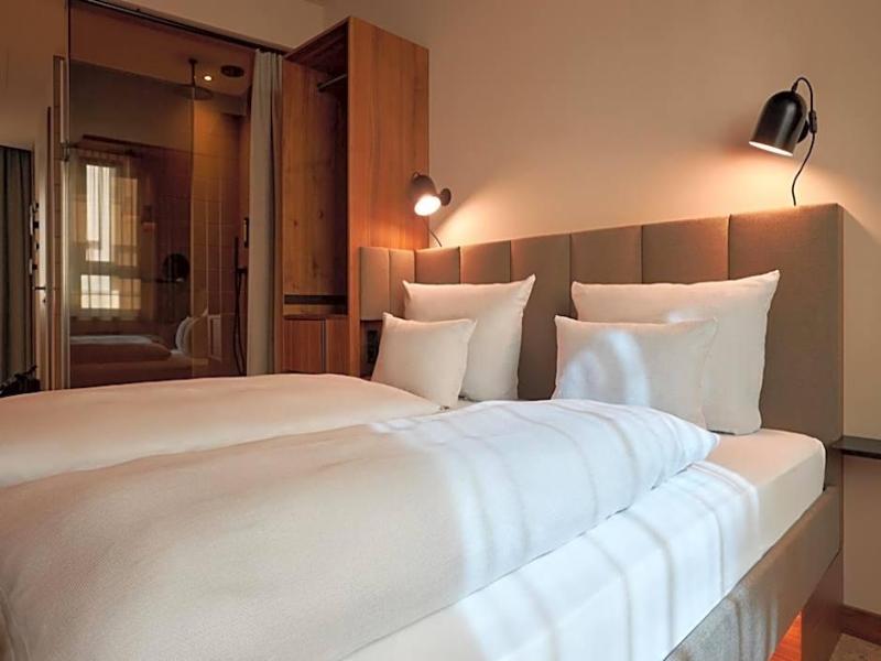Hotel Cocoon image