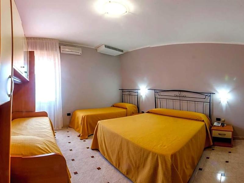 La Vigna Hotel image
