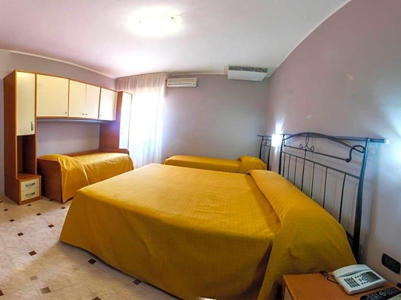 La Vigna Hotel image