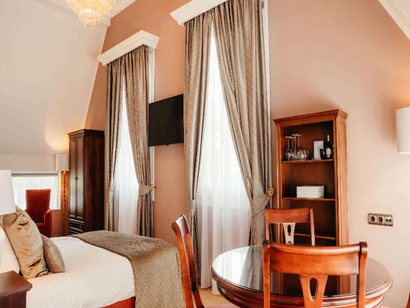 Grand Hotel Karel V, WorldHotels Luxury image