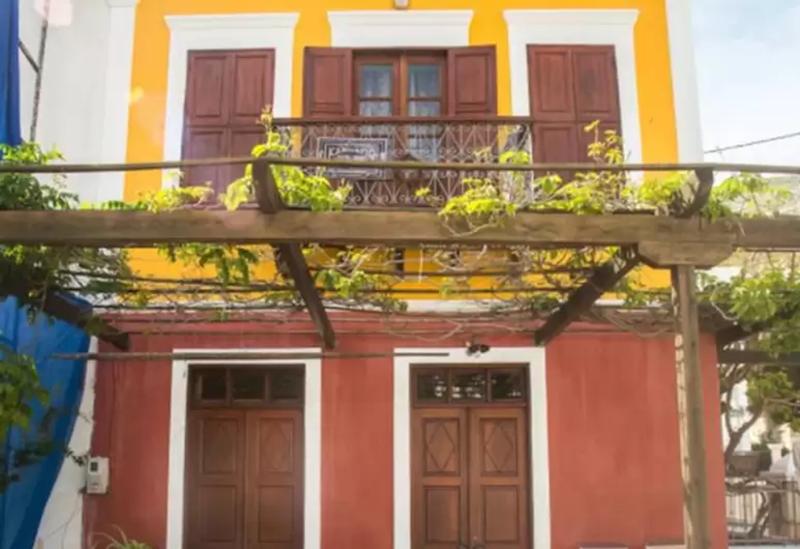 Karnayo Traditional Houses image