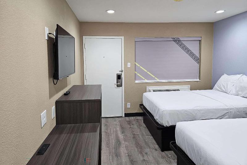 Super 8 By Wyndham Big Spring