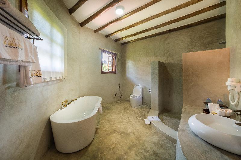 Emburara Farm Lodge image