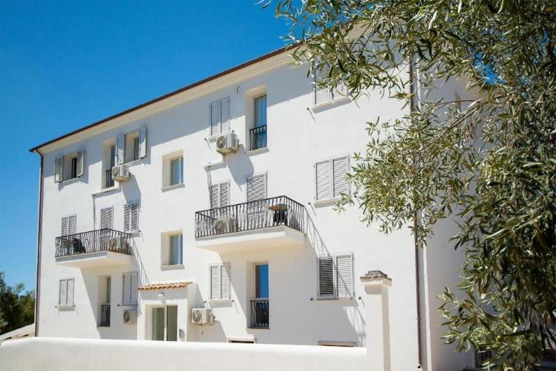 Le Residenze Del Baia Marina