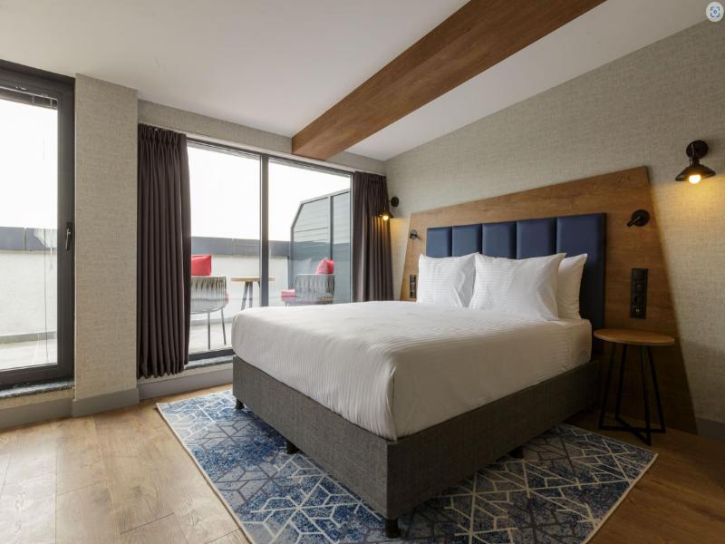 Ramada Encore by Wyndham Istanbul Arnavutkoy image