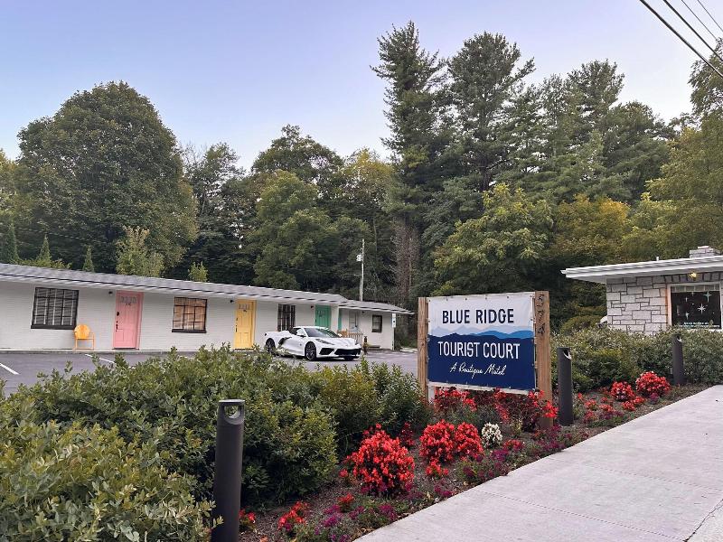 Blue Ridge Tourist Court image