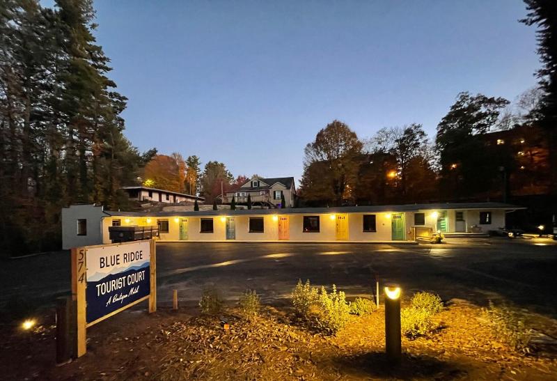 Blue Ridge Tourist Court image