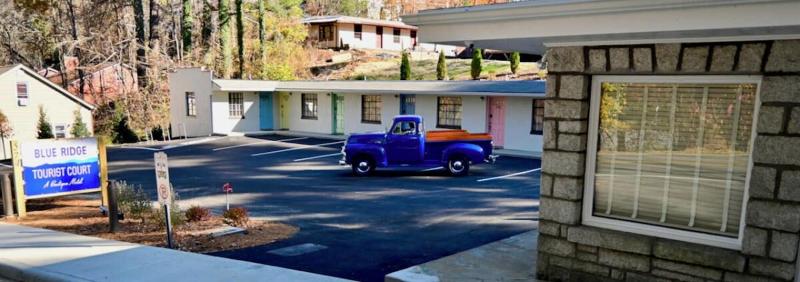 Blue Ridge Tourist Court image