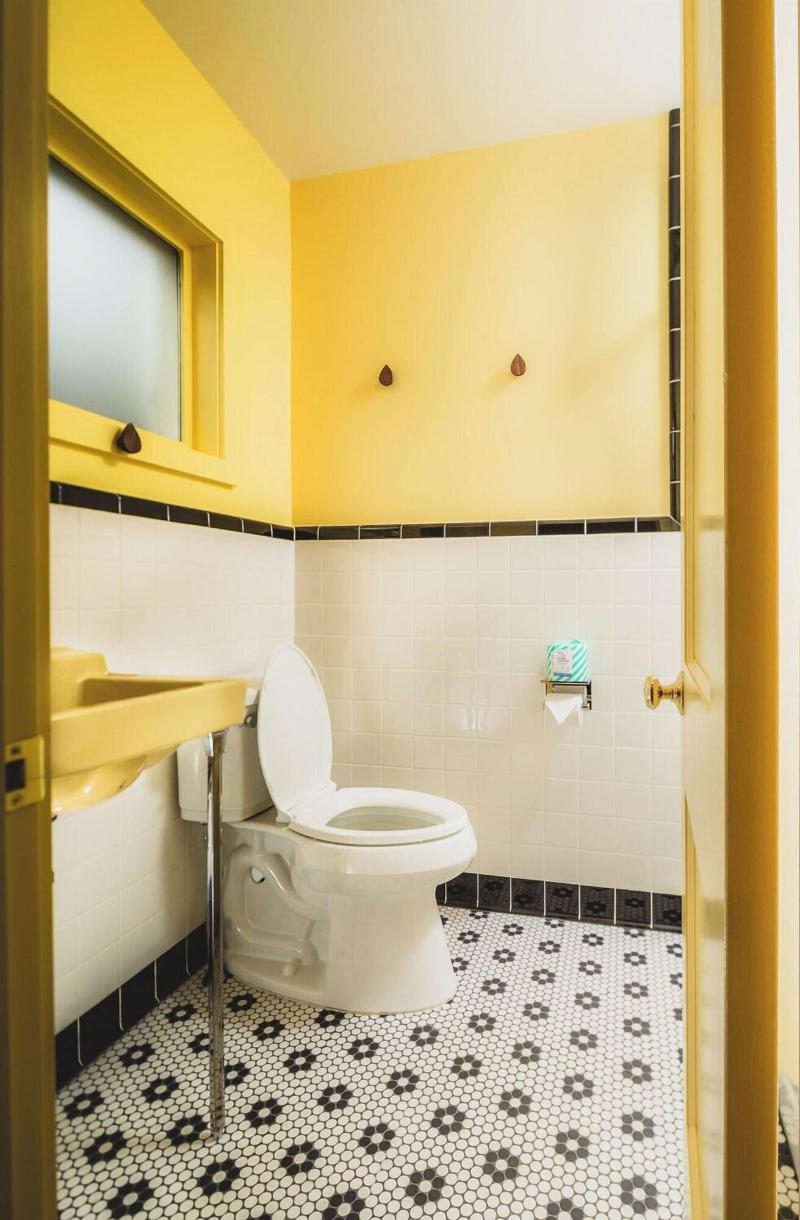Blue Ridge Tourist Court image