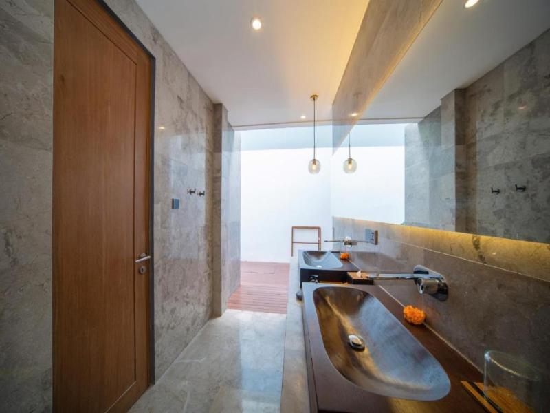 Ayona Beach Villa Canggu By Ini Vie Hospitality image