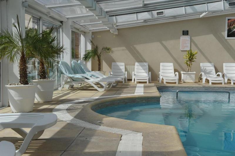 Carilo Soleil Apart Hotel image