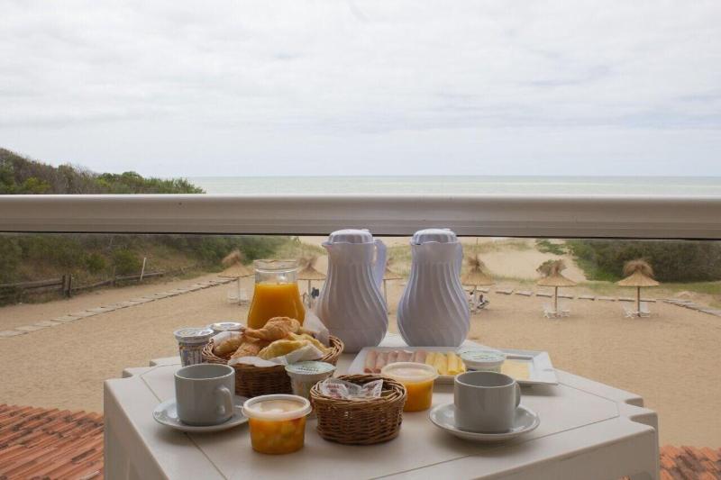 Carilo Soleil Apart Hotel image