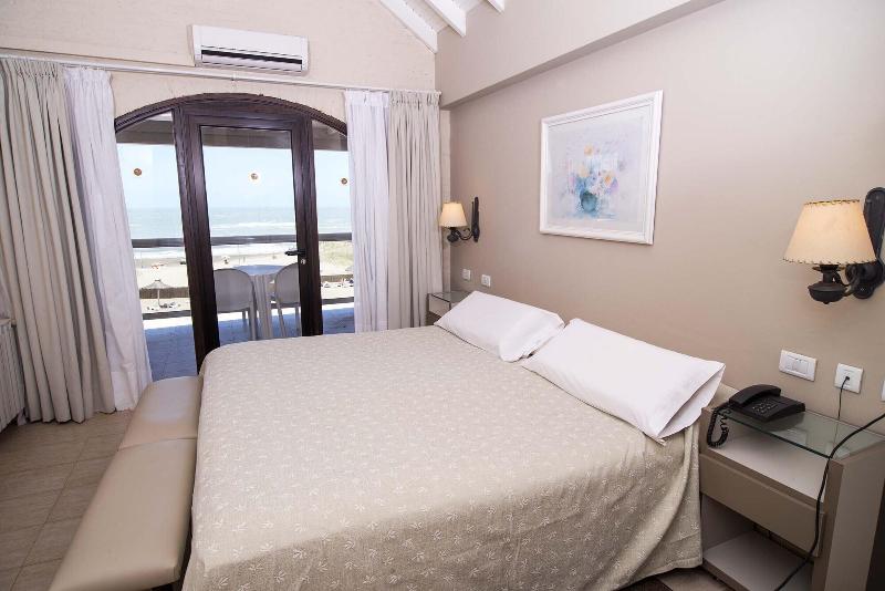 Carilo Soleil Apart Hotel image