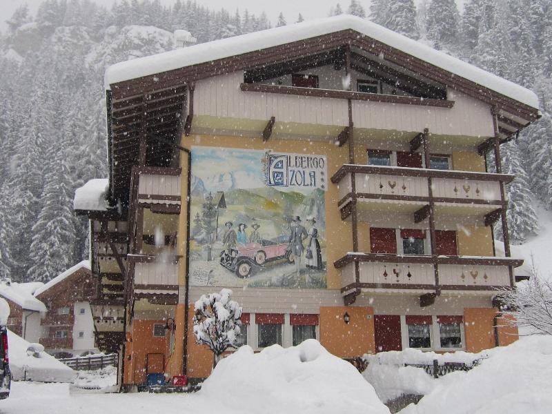 Hotel Azola image