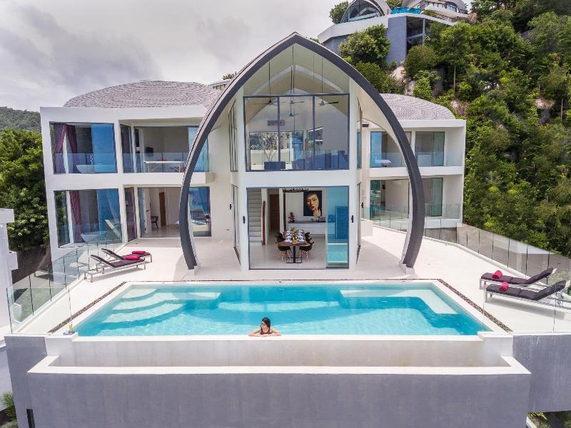 Sky Dream Villa image
