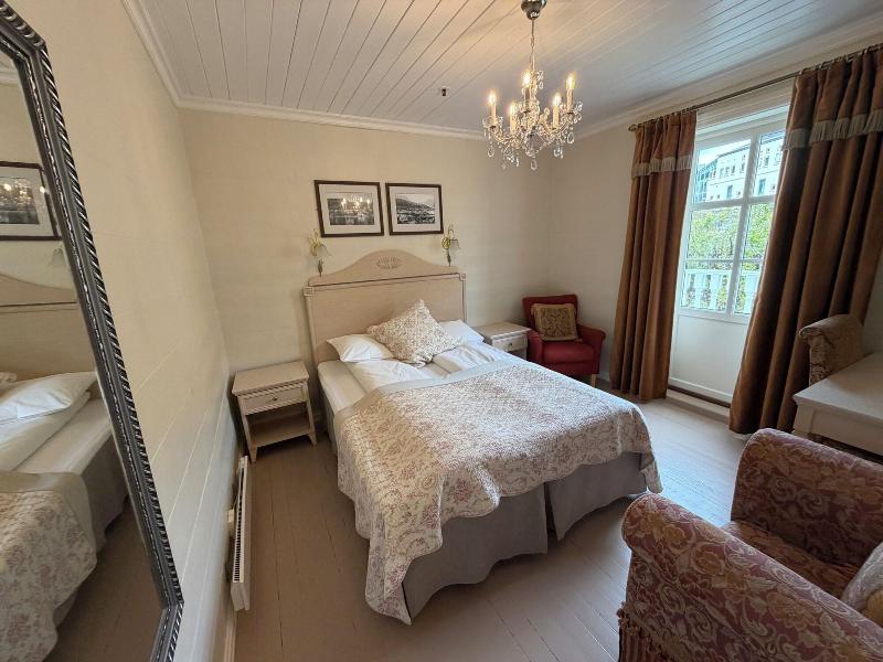 Hofslund Fjord Hotel image