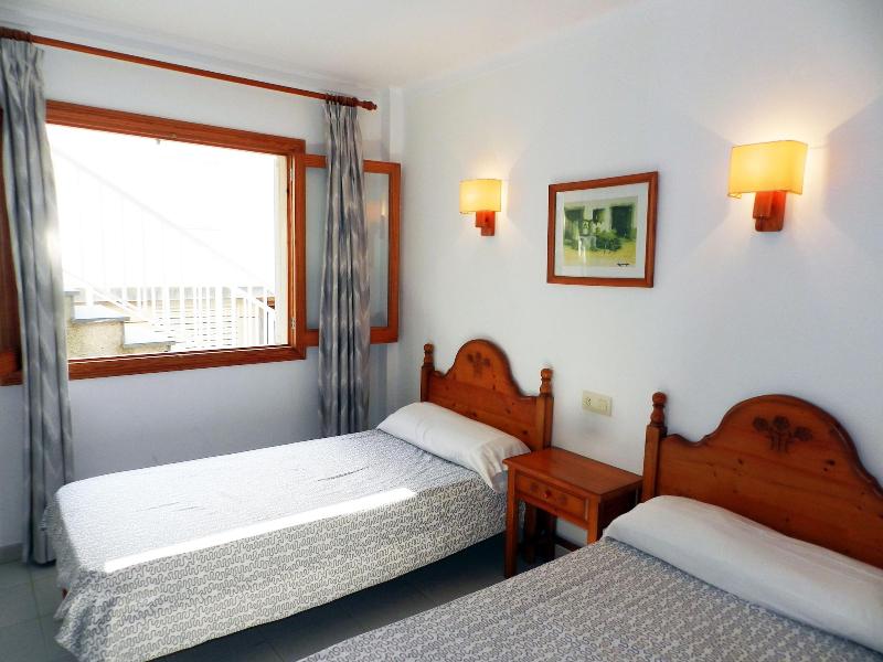 Apartaments Marina Sol I Pins image