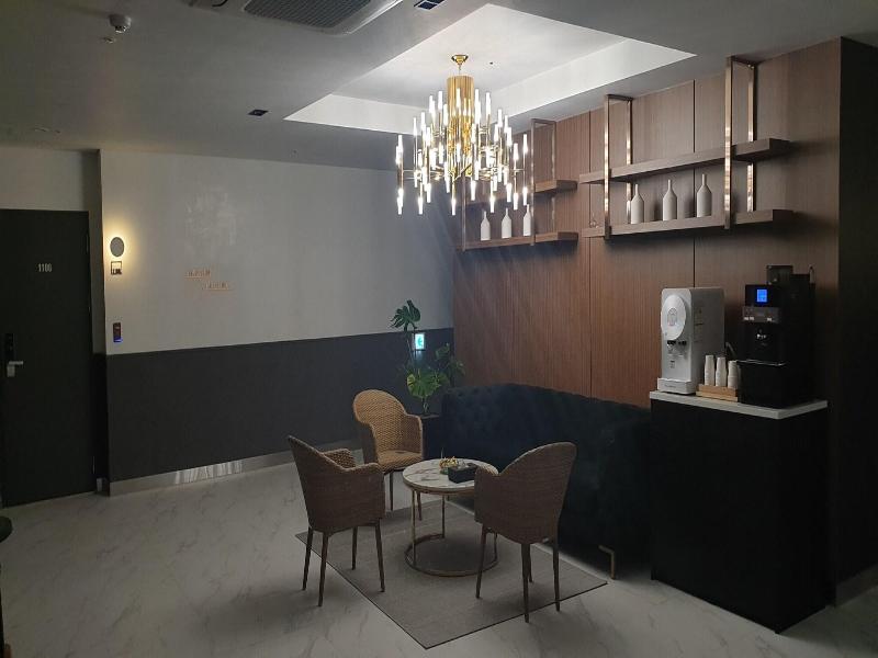 Hotel Ou image