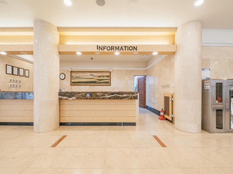 Hotel Parkside image