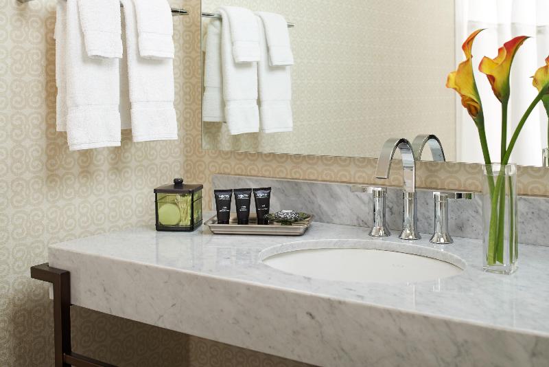 Stay in style at Kimpton Hotel Vintage Seattle