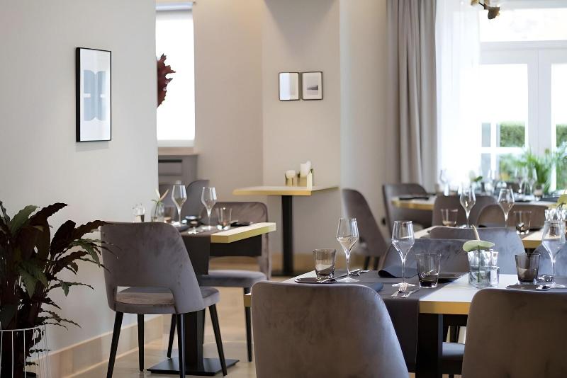 Ha Tel Restaurant Beim Schlass image