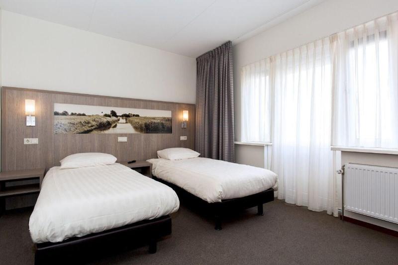 Hotel Ekamper image