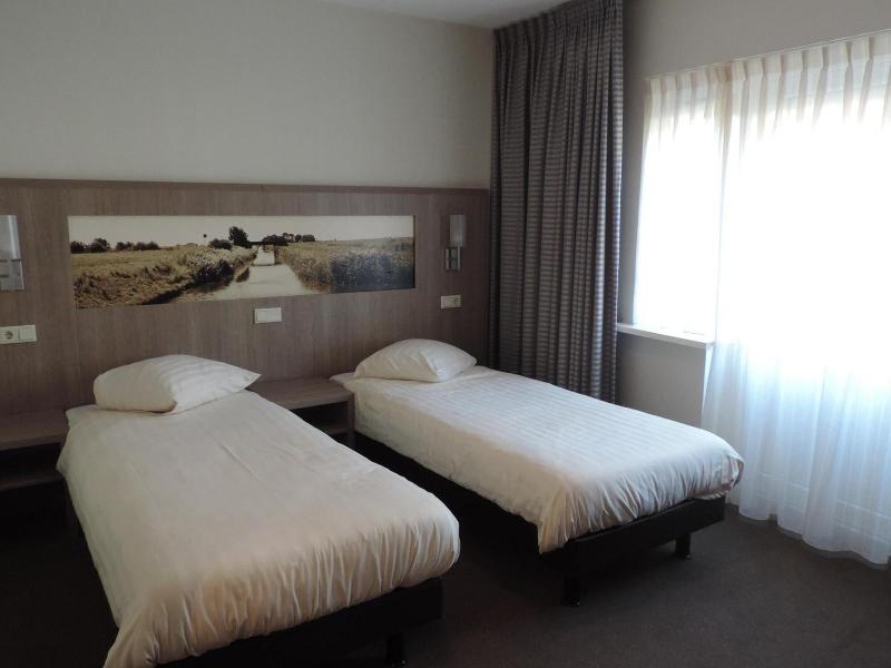Hotel Ekamper image