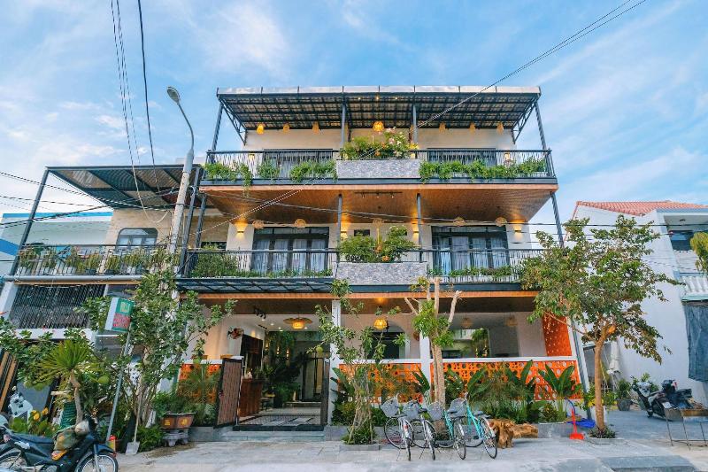 Beach Palm Villa Hoi An image