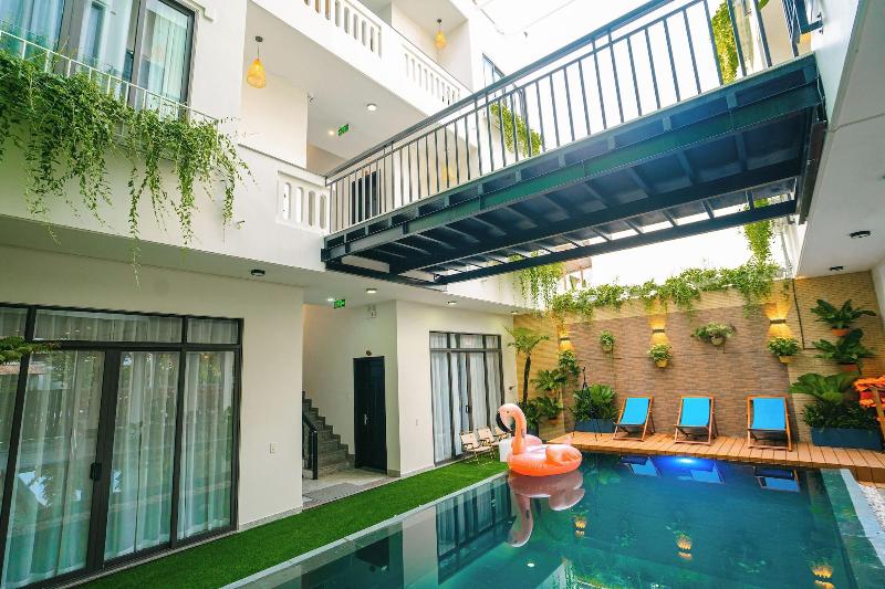 Beach Palm Villa Hoi An image