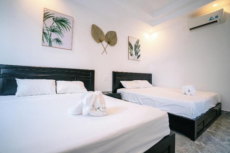 Beach Palm Villa Hoi An image