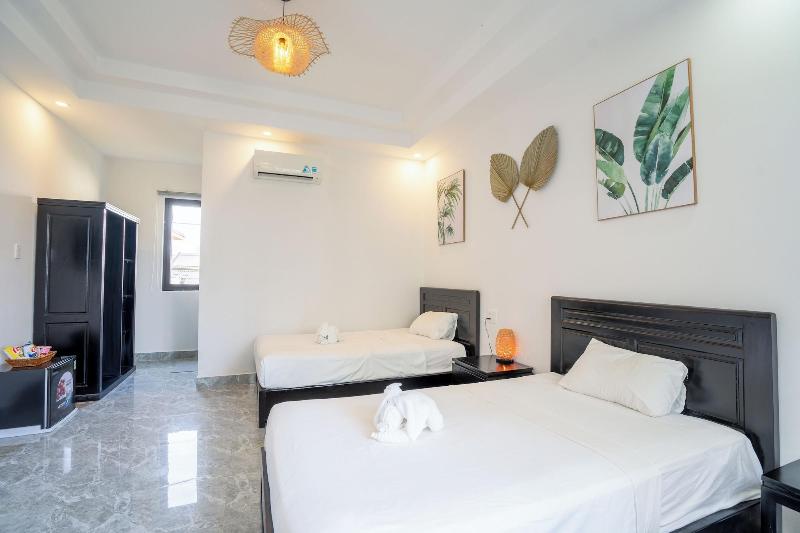 Beach Palm Villa Hoi An image