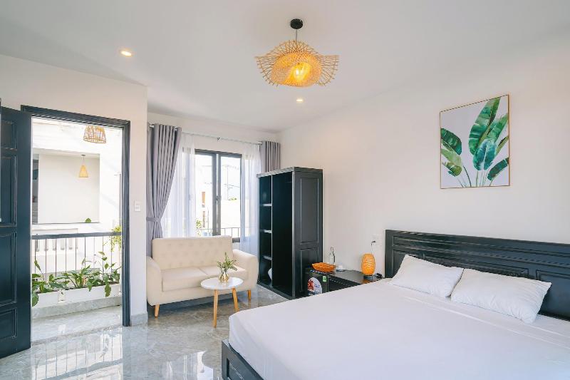 Beach Palm Villa Hoi An image