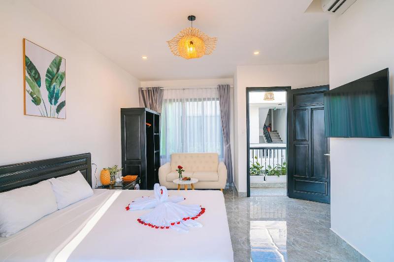 Beach Palm Villa Hoi An image
