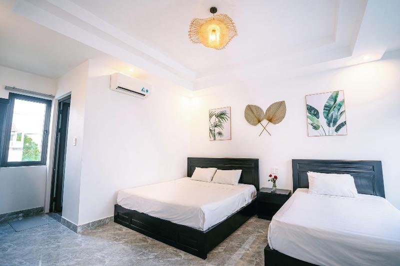 Beach Palm Villa Hoi An image