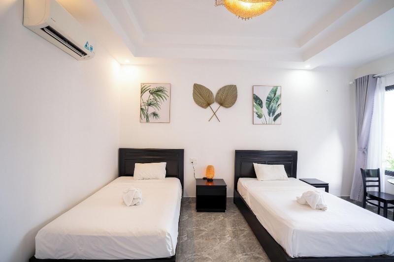 Beach Palm Villa Hoi An image