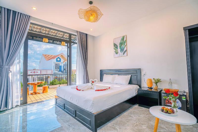 Beach Palm Villa Hoi An image