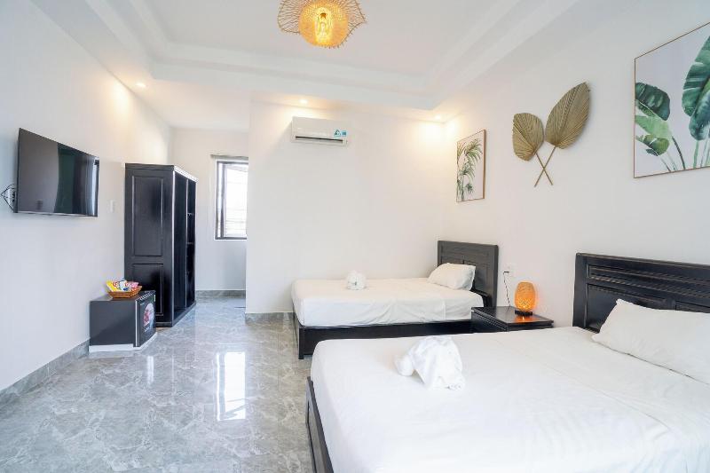 Beach Palm Villa Hoi An image