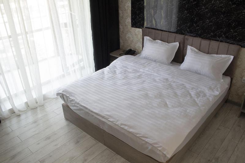 Artist Regency Hotel image