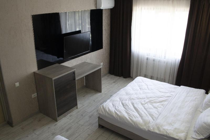 Artist Regency Hotel image