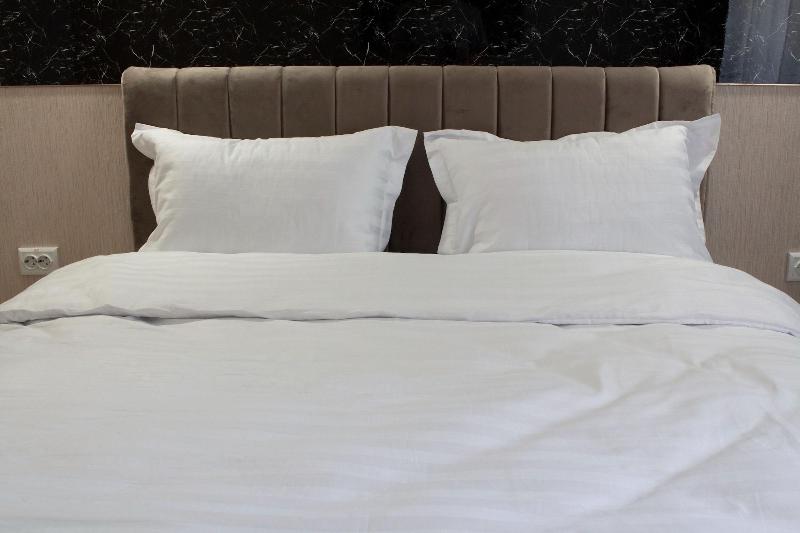 Artist Regency Hotel image