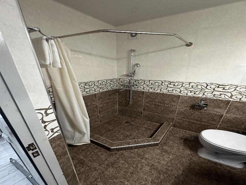 Artist Regency Hotel image