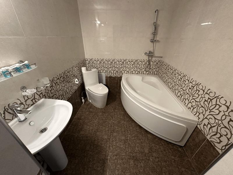 Artist Regency Hotel image