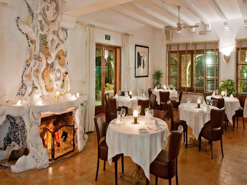 Hotel Punta Sur image