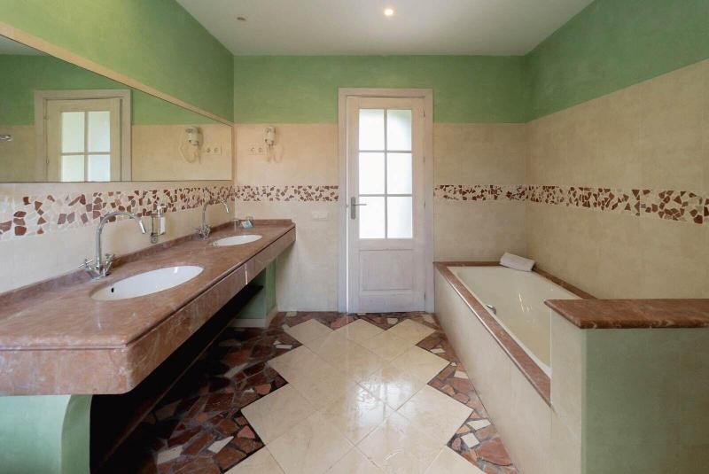 Hotel Punta Sur image