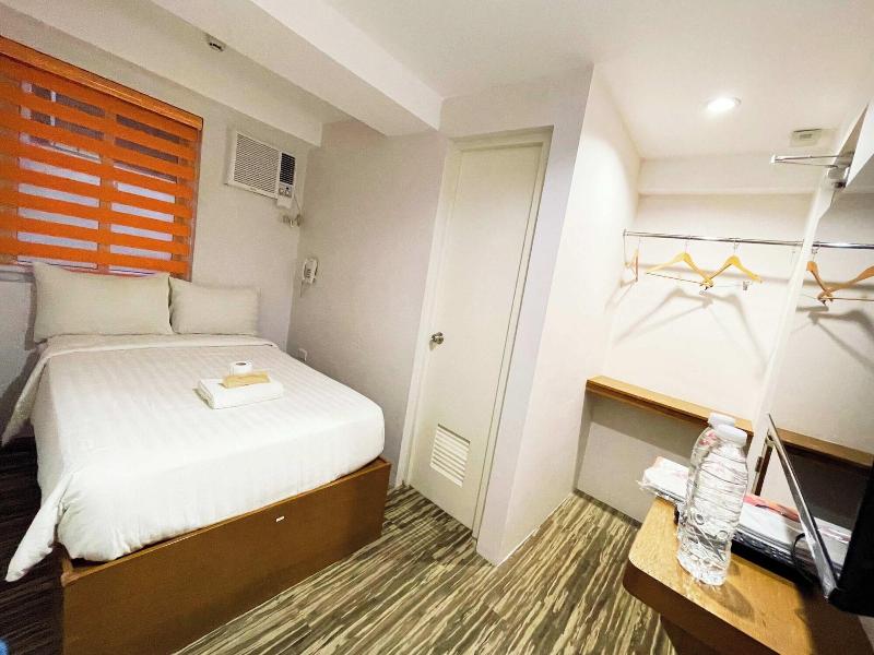 Lea Robert Hotel Angeles Pampanga image