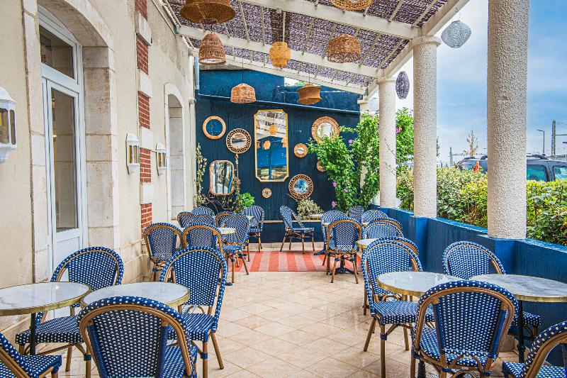 Hotel De France image