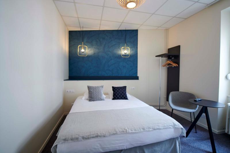 Hotel De France image